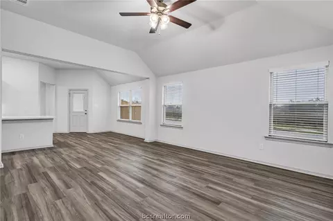 2863 Messenger Way, Bryan, TX 77803 photo 7