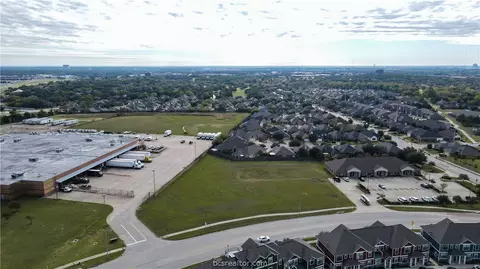 2735 Nash St, Bryan, TX 77802 photo 8