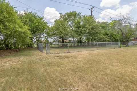 1711 Luza St, Bryan, TX 77802 photo 18