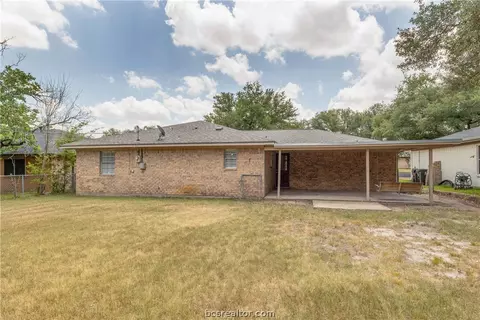 1711 Luza St, Bryan, TX 77802 photo 17