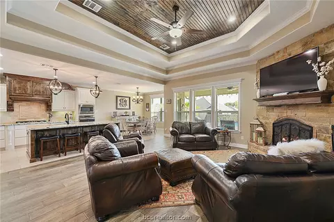 3012 Nobel Ct, Bryan, TX 77808 photo 3