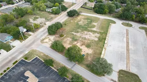 511 W Carson St, Bryan, TX 77801 photo 6