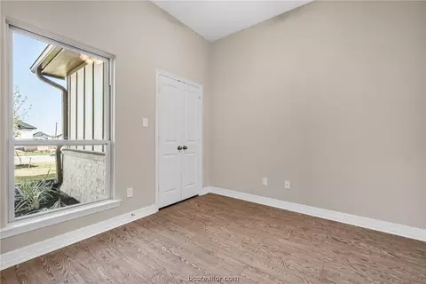 2913 Spector Dr, Bryan, TX 77803 photo 12