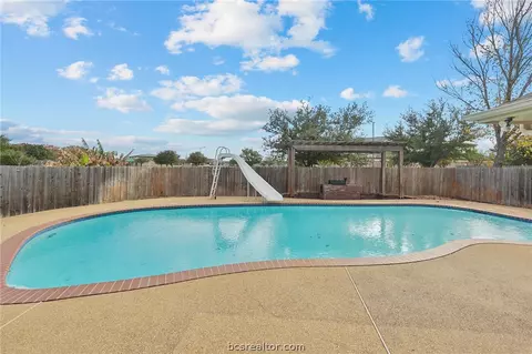 3918 Brighton Dr, Bryan, TX 77802 photo 21