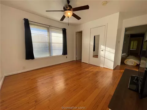 406 Olive St, Bryan, TX 77801 photo 11