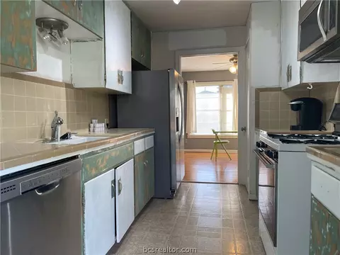 406 Olive St, Bryan, TX 77801 photo 6