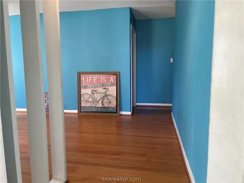 406 Olive St, Bryan, TX 77801 photo 2