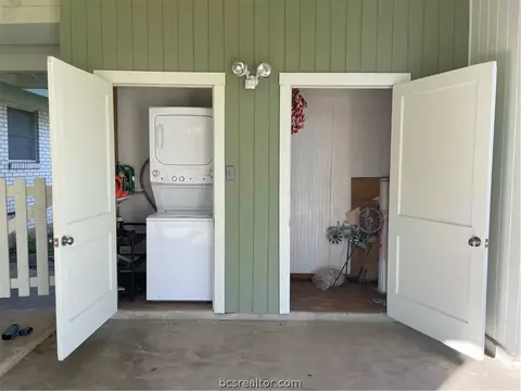 406 Olive St, Bryan, TX 77801 photo 18