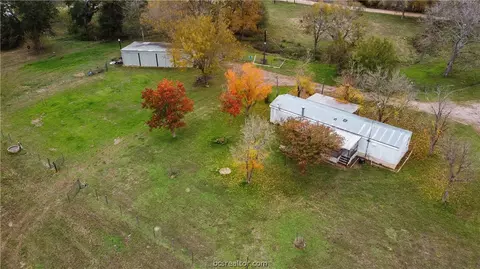 5815 Hare Pvt Ln, Bryan, TX 77808 photo 9