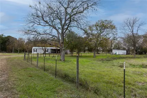5815 Hare Pvt Ln, Bryan, TX 77808 photo 5