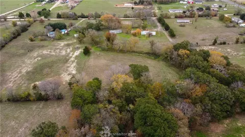 5815 Hare Pvt Ln, Bryan, TX 77808 photo 8