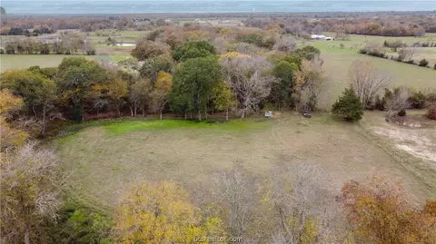 5815 Hare Pvt Ln, Bryan, TX 77808 photo 7