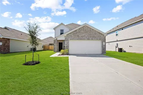 992 Rice Dr, Bryan, TX 77803 photo 1