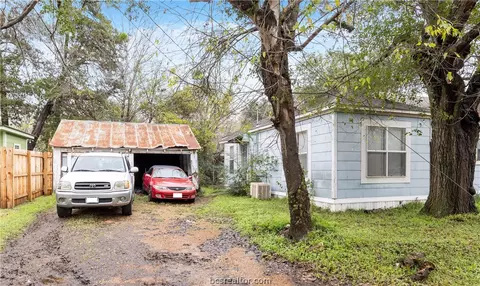 208 W Duncan St, Bryan, TX 77801 photo 2