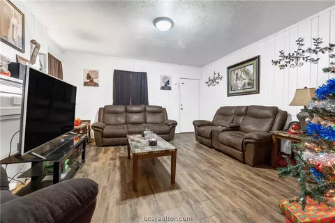 208 W Duncan St, Bryan, TX 77801 photo 4