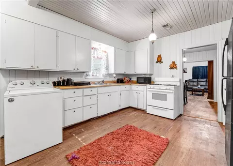 208 W Duncan St, Bryan, TX 77801 photo 7