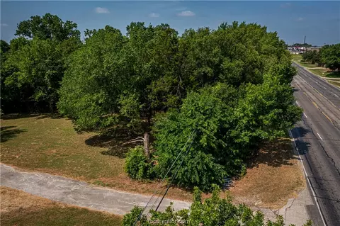 2307 W W Sh-21 Tx Hwy, Bryan, TX 77803