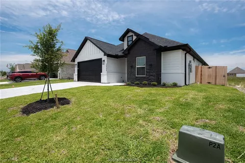 2908 Spector Dr, Bryan, TX 77808 photo 2
