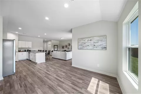 5517 Fox Bluff Dr, Bryan, TX 77807 photo 14