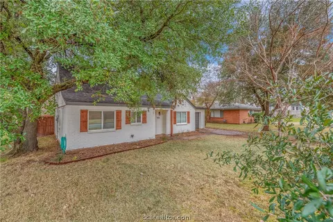 905 Stanfield Cir, Bryan, TX 77802 photo 3