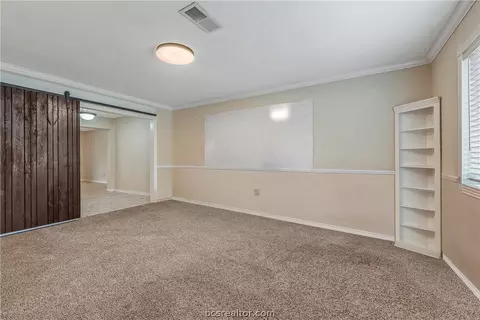 905 Stanfield Cir, Bryan, TX 77802 photo 5