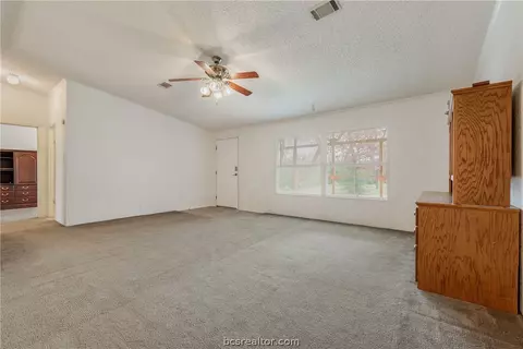 11320 Trailwood Dr, Bryan, TX 77808 photo 7