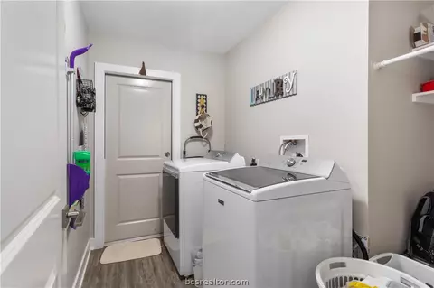 204 Apple St, Bryan, TX 77803 photo 8