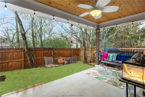 204 Apple St, Bryan, TX 77803 photo 12