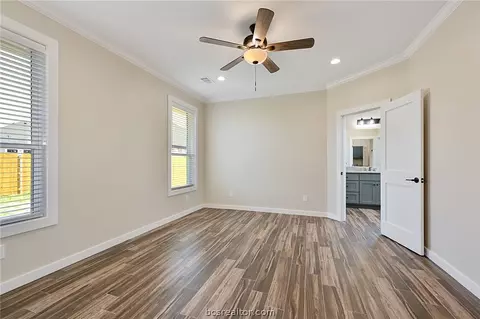 2910 Spector, Bryan, TX 77808 photo 11