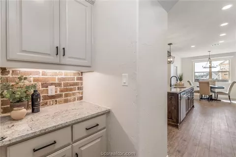 3007 Teller Dr, Bryan, TX 77808 photo 4