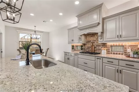 3007 Teller Dr, Bryan, TX 77808 photo 1