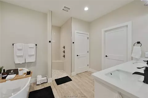 3013 Wolfpack Loop, Bryan, TX 77808 photo 13