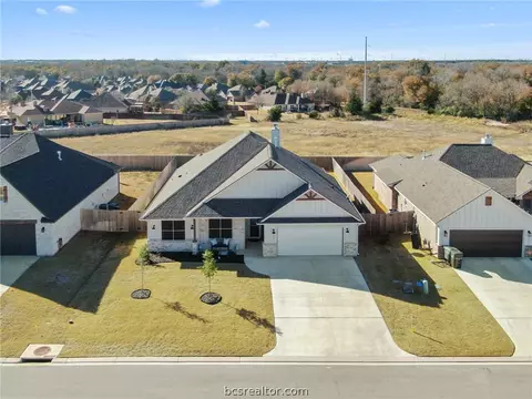 3013 Wolfpack Loop, Bryan, TX 77808 photo 1