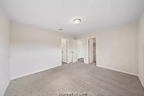 5560 Fox Bluff Dr, Bryan, TX 77807 photo 9