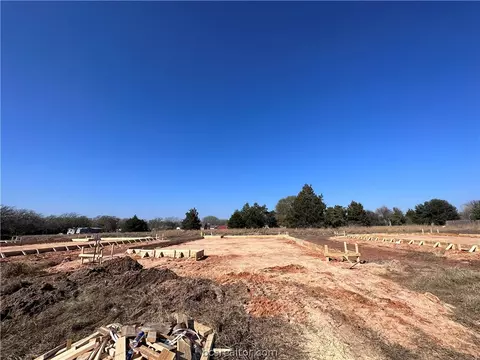 844 3rd St, Somerville, TX 77879 photo 8