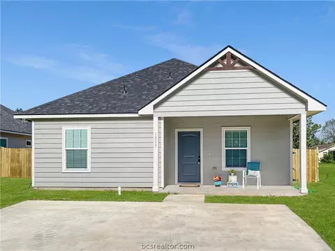 1805 Bluebonnet, Bryan, TX 77803 photo 1