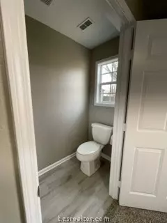 902 Dansby St, Bryan, TX 77803 photo 10