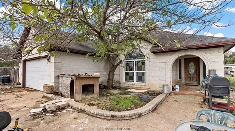 4448 Rock Prairie Rd W, College Station, TX 77845