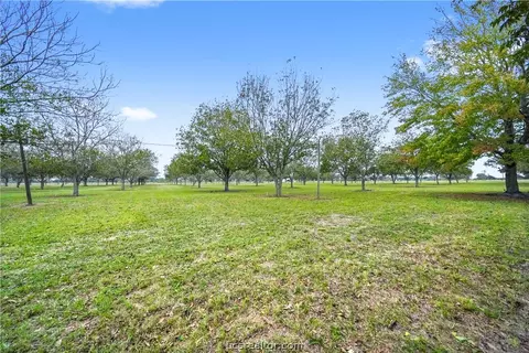 14851 Schmidt Rd, Waller, TX 77484