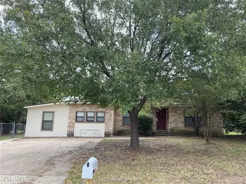 201 Dunn St, Bryan, TX 77801 photo 3