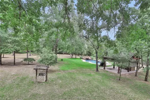 16831 Cedar Rd, Plantersville, TX 77363