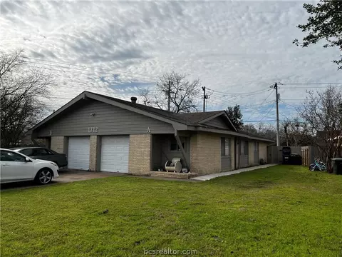 1712 Trinity Place A-b, College Station, TX 77840