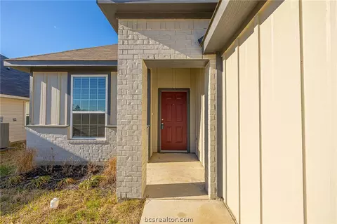 1963 Chief St, Bryan, TX 77807 photo 3