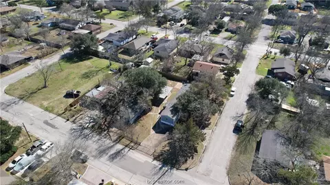 607 Ash St, Bryan, TX 77803 photo 6