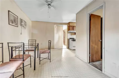 607 Ash St, Bryan, TX 77803 photo 13