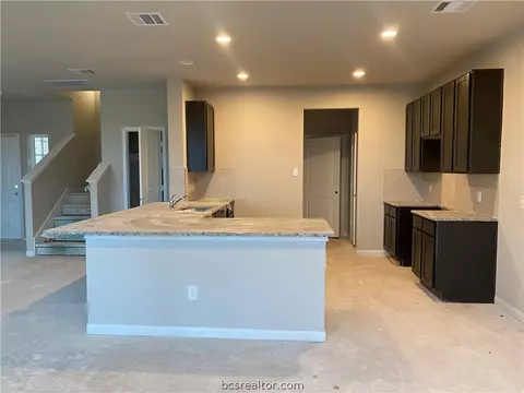 4742 Milagro Loop, Bryan, TX 77807 photo 4
