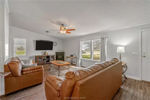 6013 Standing Rock Rd, Bryan, TX 77808 photo 8