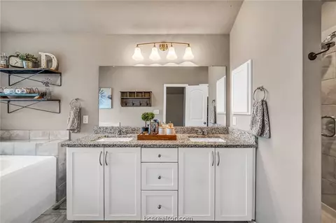 2132 Dumfries Dr, Bryan, TX 77807 photo 15