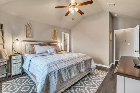 2132 Dumfries Dr, Bryan, TX 77807 photo 14