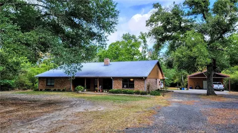 2107 S V W Goodwin, Marquez, TX 77865